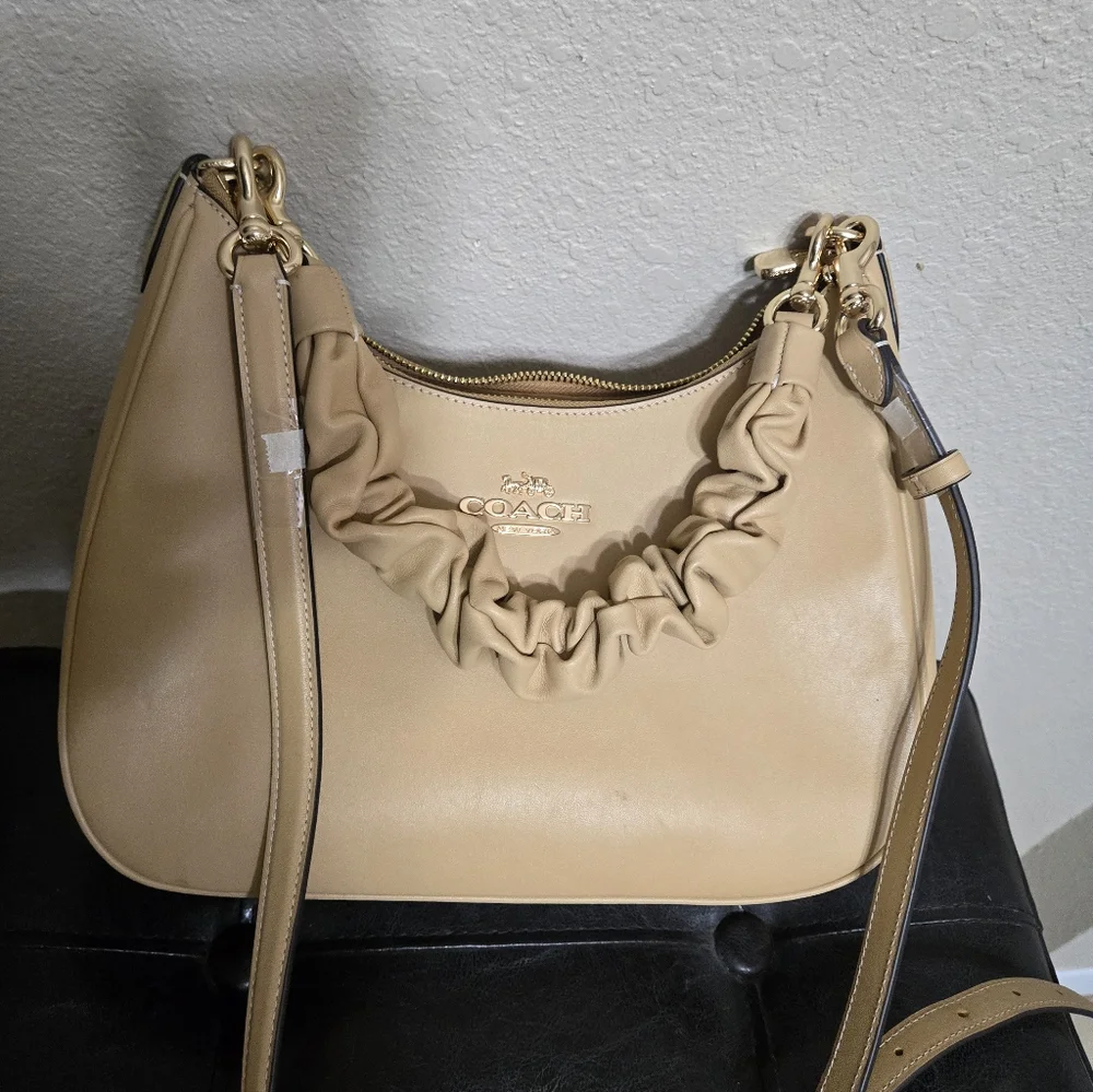 Coach Teri Hobo Bag - Picture 15 of 16